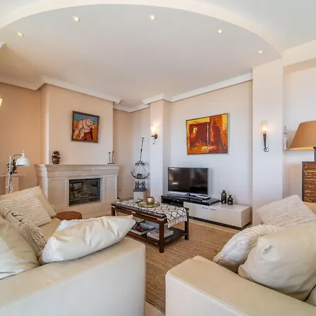 Beachside With Panoramic Sea Views Villa