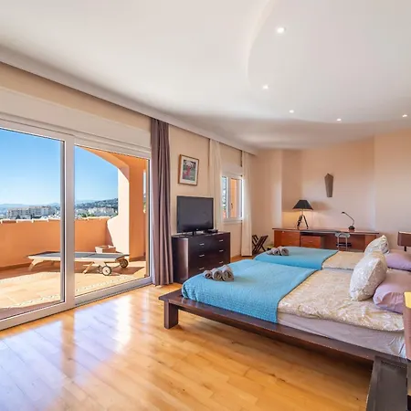 Villa Beachside With Panoramic Sea Views Benalmádena