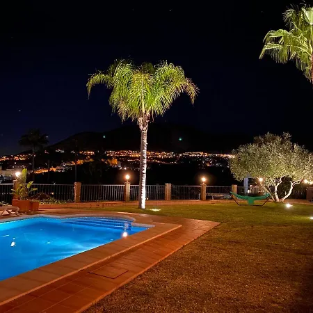 Villa Beachside With Panoramic Sea Views Benalmadena